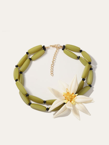 Floral Detail Beaded Bracelet