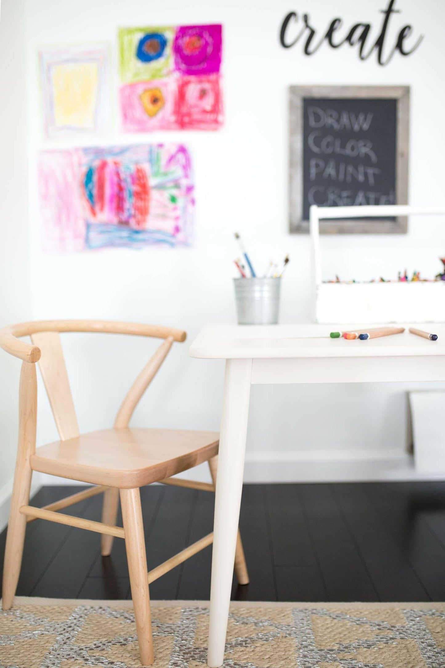 Crescent Table - White