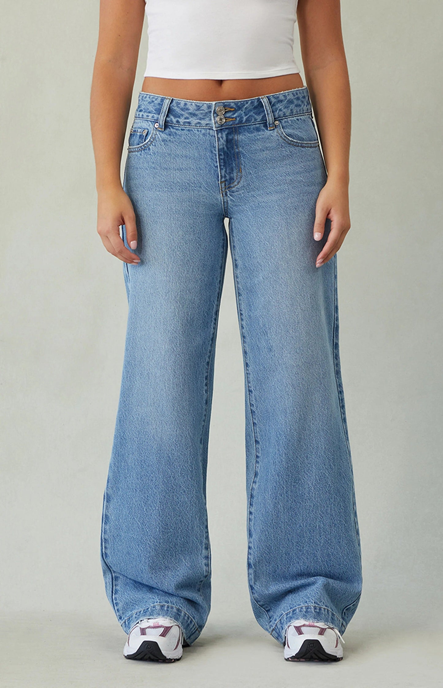 Casey Low Rise Baggy Jeans Double Button