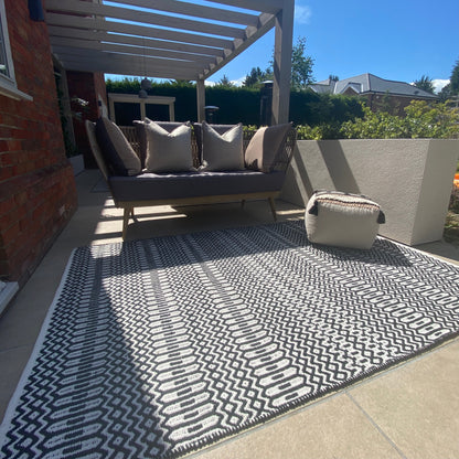 Solano Monochrome Washable Indoor/Outdoor Rug